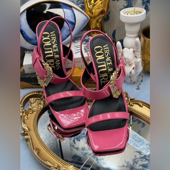 🆕 VERSACE JEANS COUTURE 🧿 NWOB Pink Buckle-Fastening Heeled Sandals Sz 37 US 7 - Picture 6 of 13